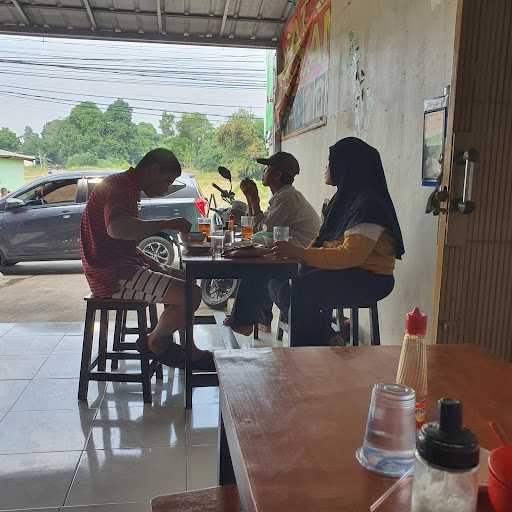 Kedai Soto Dan Rawon Kota Baru 4