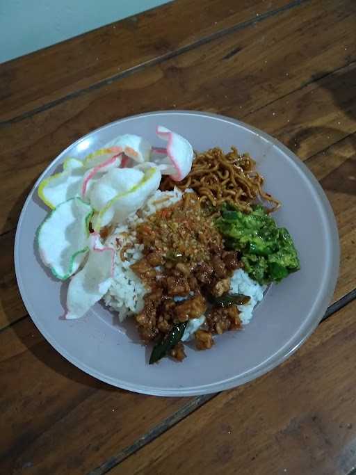 Nasi Uduk Ibu Omi 4