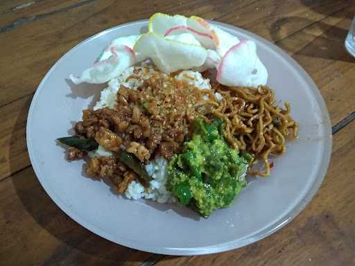 Nasi Uduk Ibu Omi 3