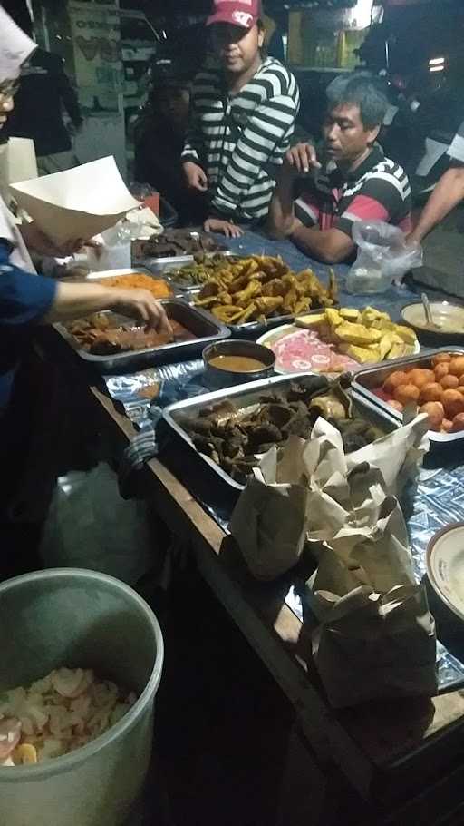 Nasi Uduk Kuntilanak 4