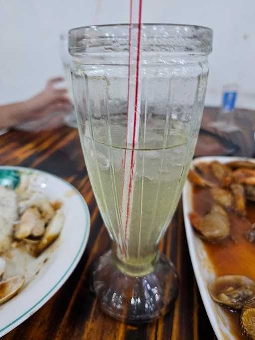 Seafood Pelangi Cikampek 2