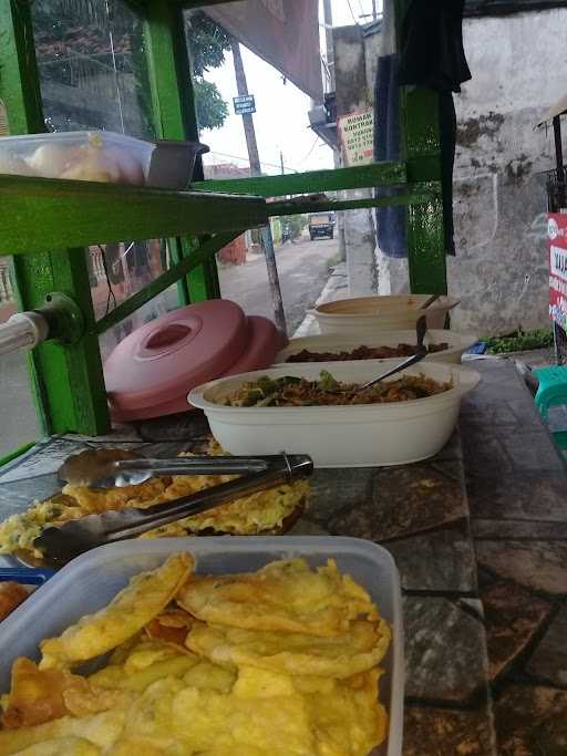 Waroeng Nasi Uduk Chiko 4