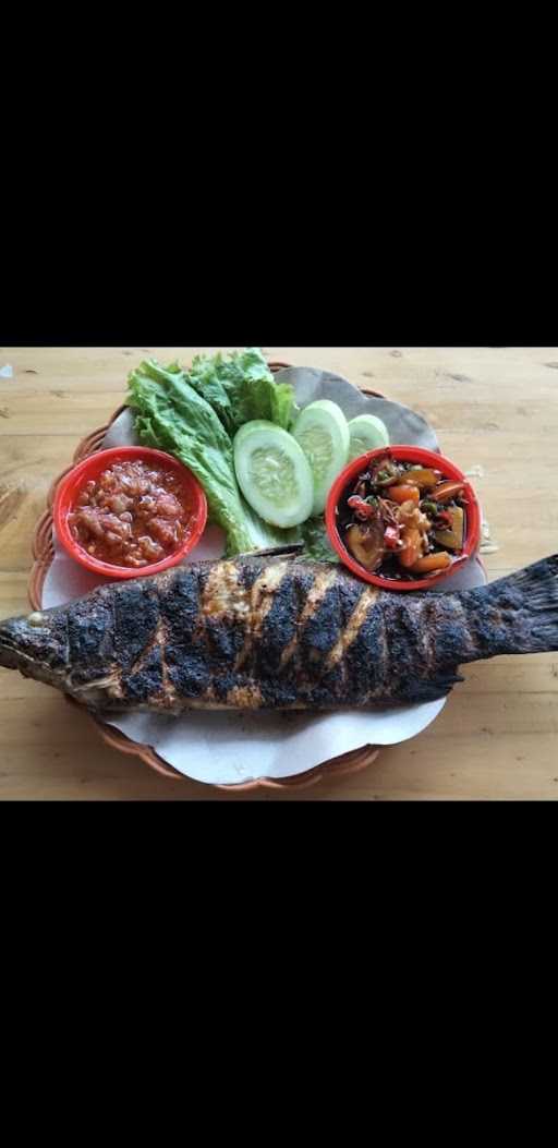 Warung Ikan Dan Ayam.Bakar 5