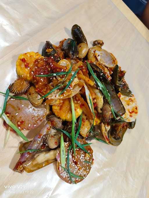 Watowele Seafood Teh Sri 5