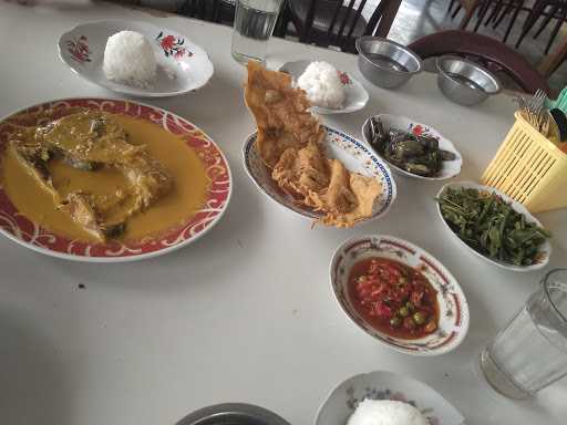 Rumah Makan Uni Gulai Ikan Karang 3