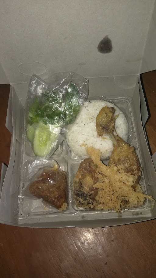 Ayam Gebug Pak Kuncung 2