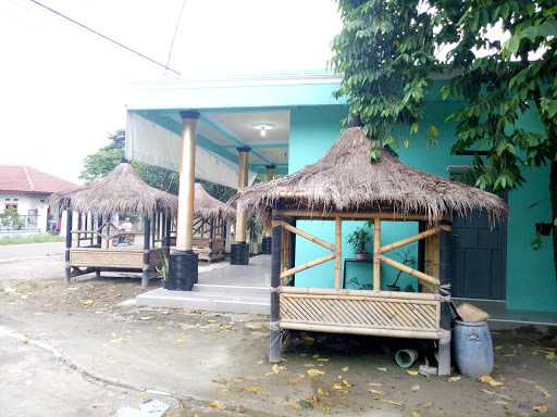 Rumah Makan Pecak Bandeng 6