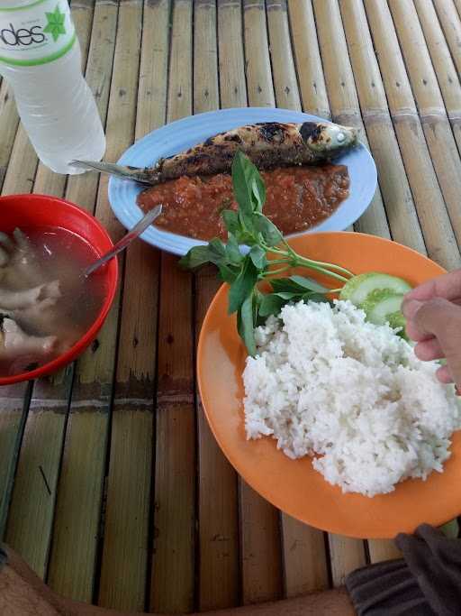 Rumah Makan Pecak Bandeng 4