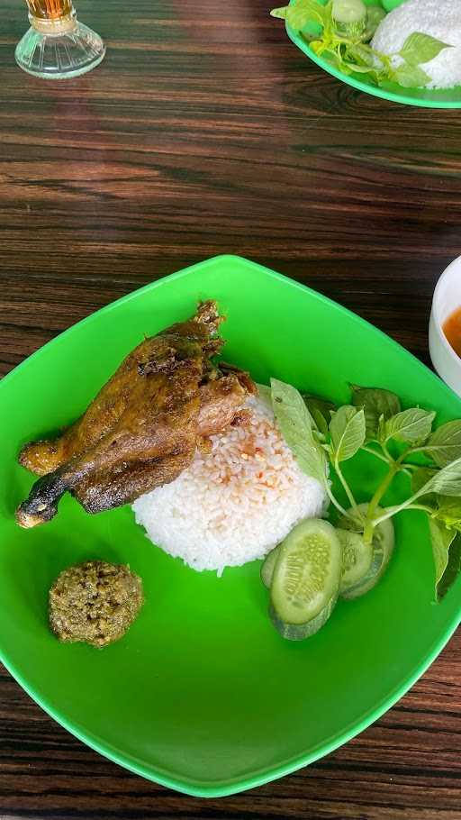 Warung Nasi Bebek Goreng Pak Raden 7