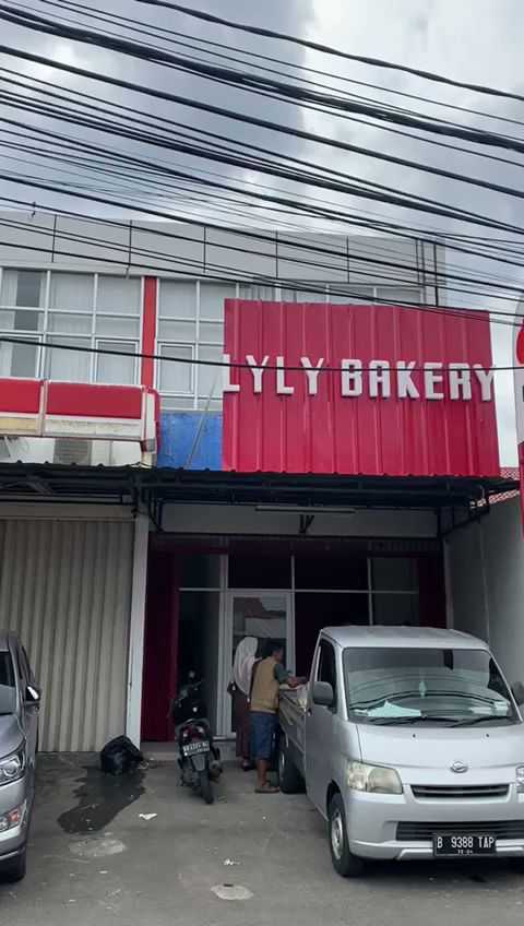 Lyly Bakery Condet Jakarta Timur 1