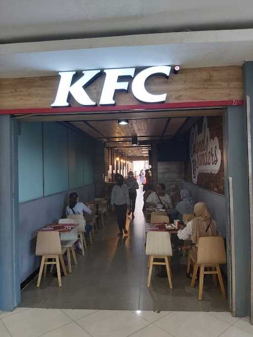 KFC - Lippo Plaza 7