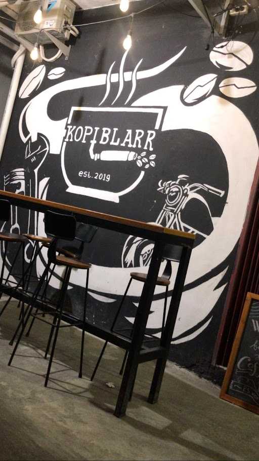 Kopi Blarr Condet Jakarta 7