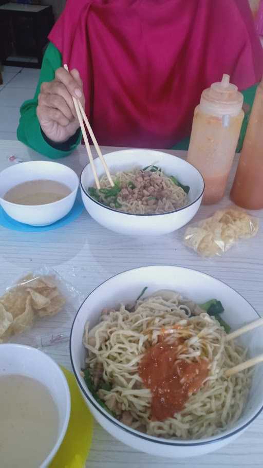 Mie Kriting Sp Senayan Cabang Condet 5