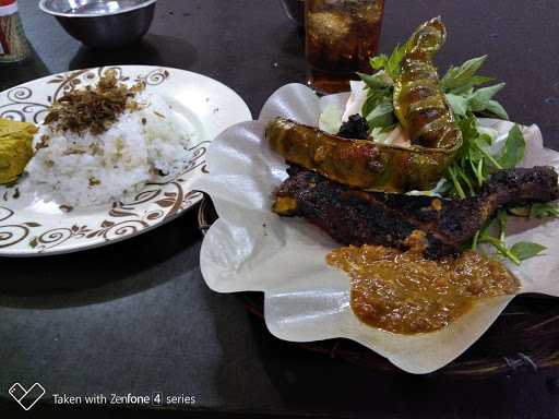 Ayam Bakar Wonogiri 4