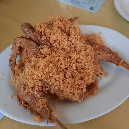 Ayam Goreng Suharti 4