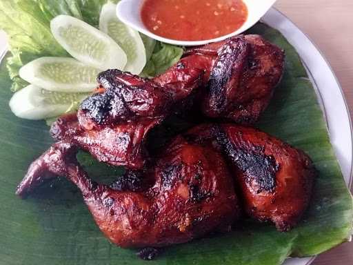 Ayam Penyet D'Cobek 8