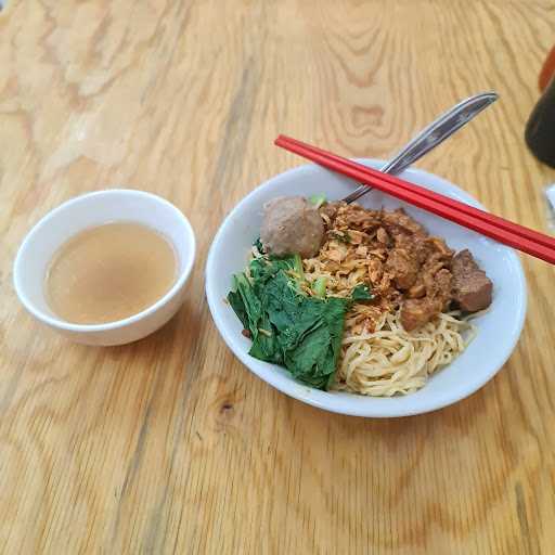 Bakso Ajo (Jagonya Bakso Malang) 9