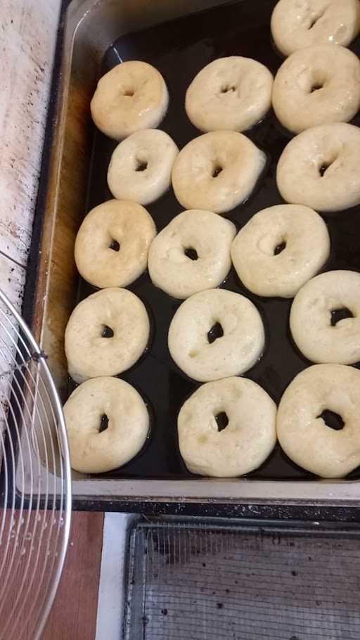 Cekh Donuts Condet 10