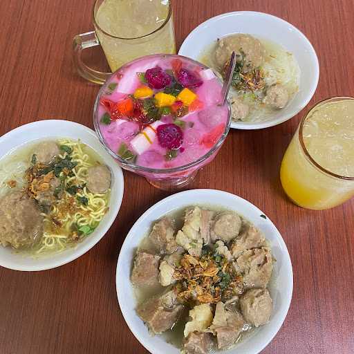 Mie Ayam & Bakso Pak Man - Condet 6