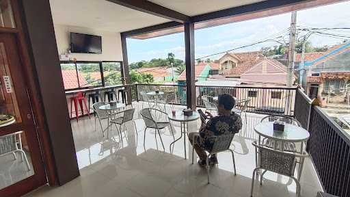 Ngajabur D'Balkon 3