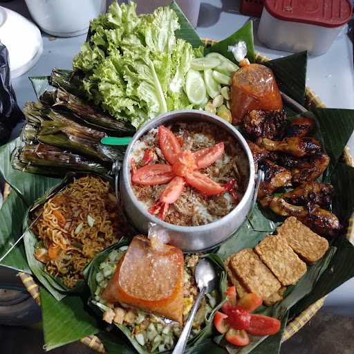 Ayam Bakar &Goreng Sugema 4