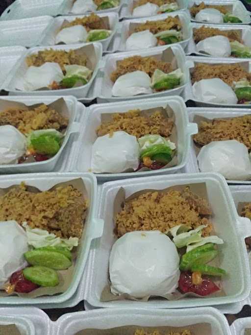 Ayam Kremes Jawara 86/ Bakul Wajan 6