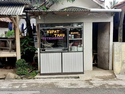 Warung Hucap Putri Kembar 5