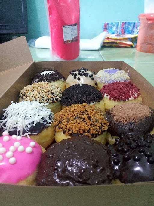 Donat Kentang Karawaci, Taman Krakatau 3