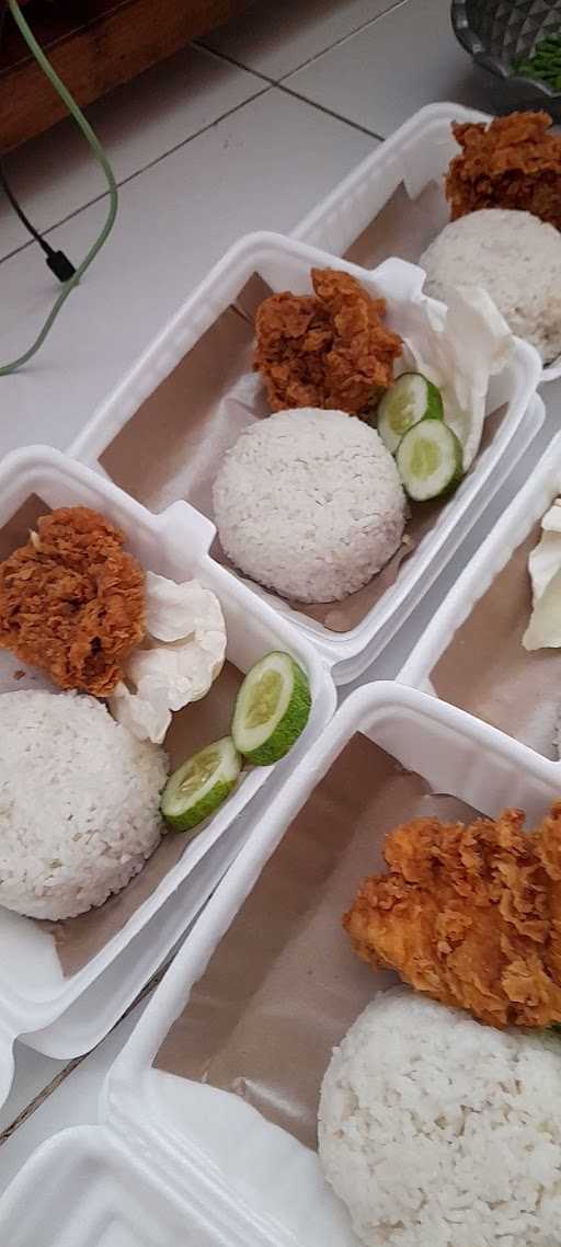 Ayam Penyet Sambal Ijo Nampol 10