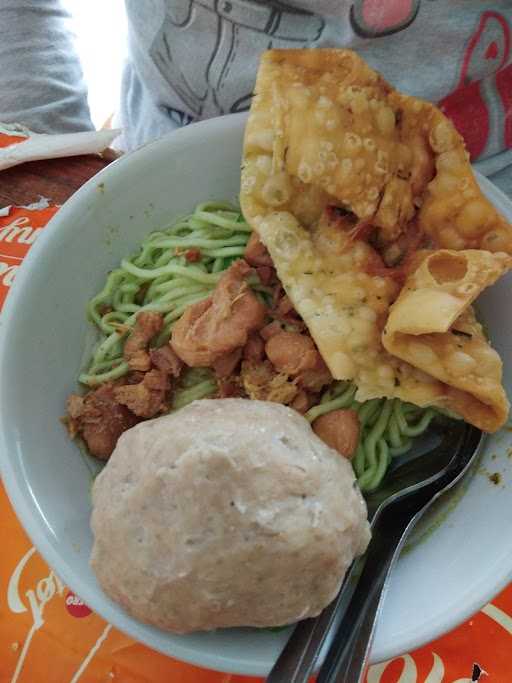 Baso Rusuk Ijo Grup 8