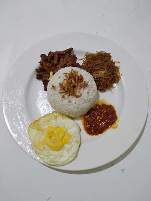 Nasi Uduk Harjatani (Mamet) 3