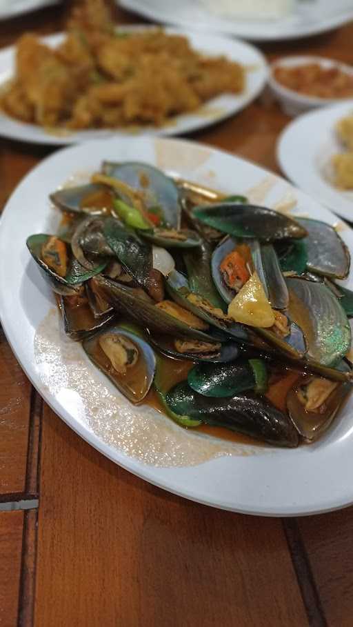 Zona Seafood (Plengkung Gading) 6