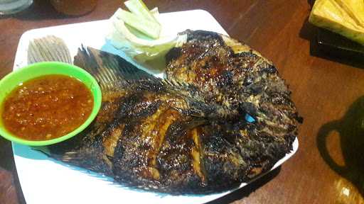 Ayam Ikan Bakar Mama Ayik 5