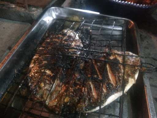 Ikan Bakar 2