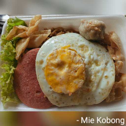 Mie Pedas Kobong 1