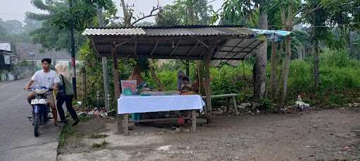 Nasi Uduk Mak Nyai 3