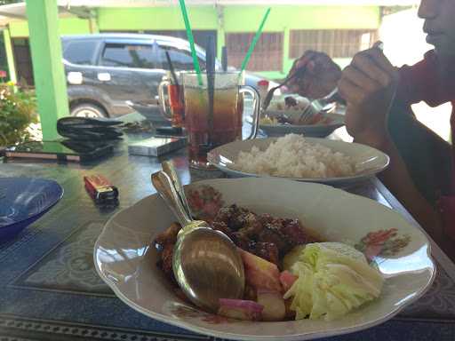 Sate Kambing Muda Ponakir 9