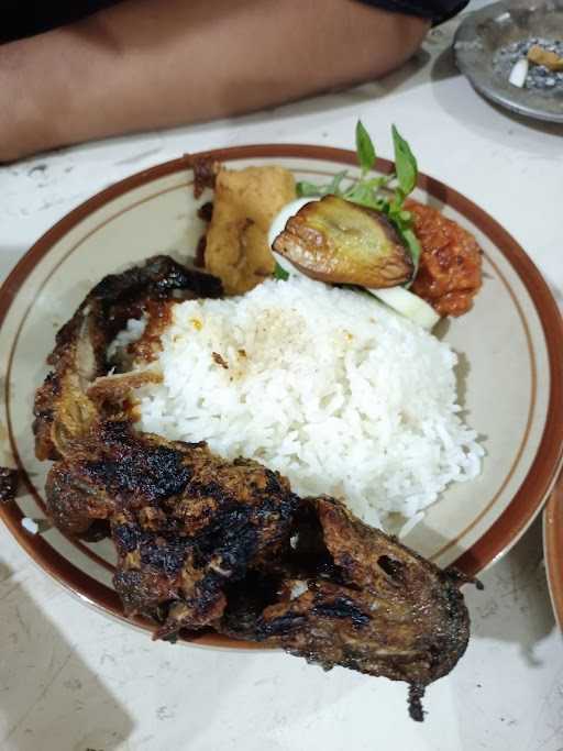 Ikan Bakar Asap 1