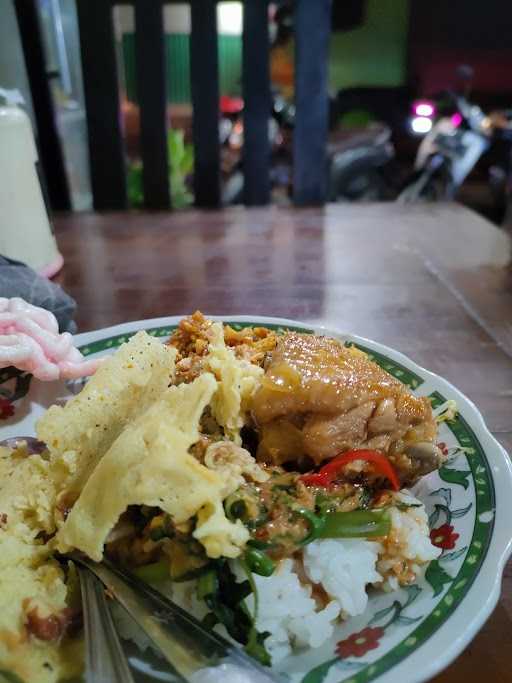 Warung Adami 10