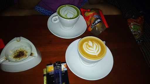 Kedai Kopi Merah Jambuwer 5