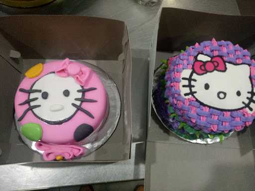 Nuqhey Cake'S 1