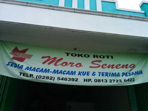 Toko Roti Moro Seneng 4