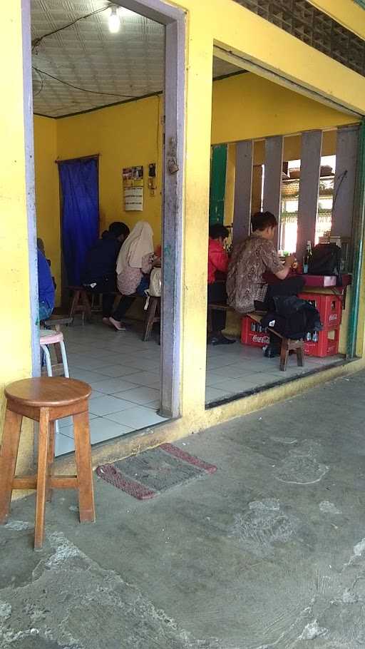 Warung Bakso & Mie Ayam Pucung Sari 9