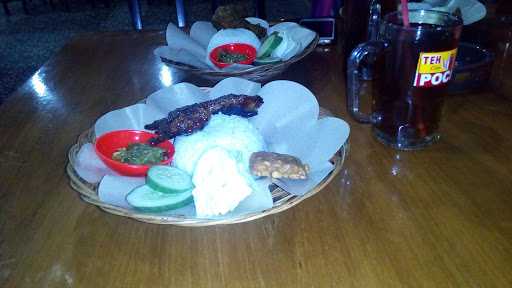 Warung Makan Umaeh Dhewek 8