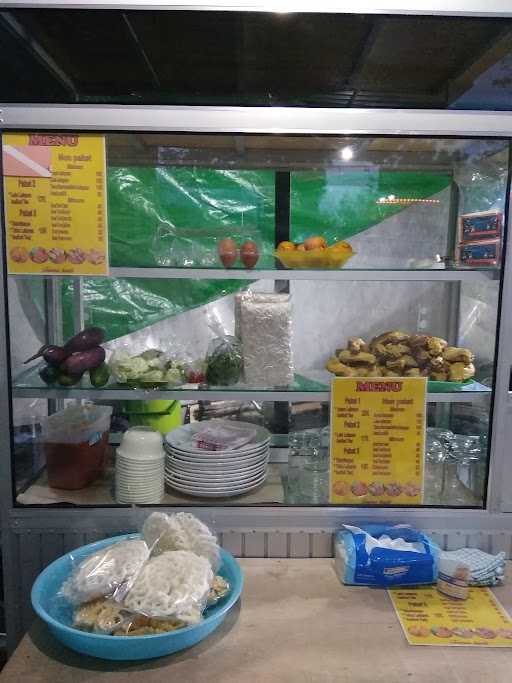 Lalapan & Pecel Lele Warung Jawa 3