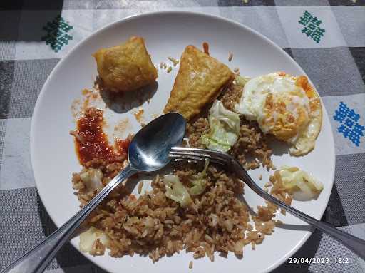 Lalapan & Pecel Lele Warung Jawa 1