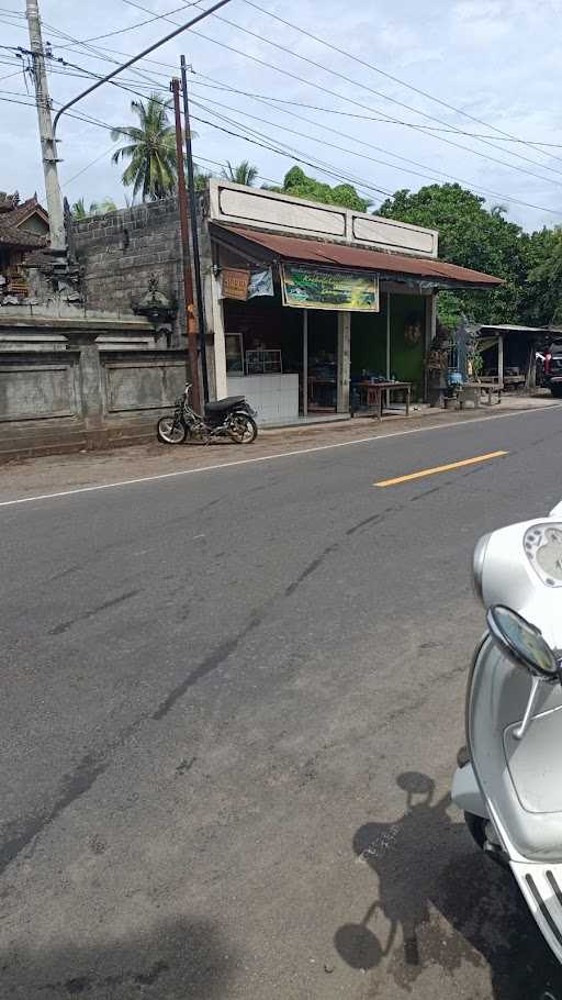 Warung Makan Lestari Tianyar Barat 6