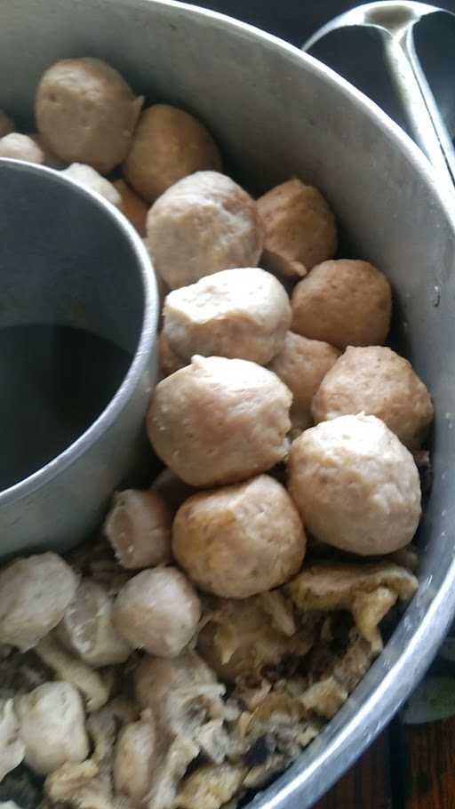 Bakso Pak Kumis Banyuwangi 1