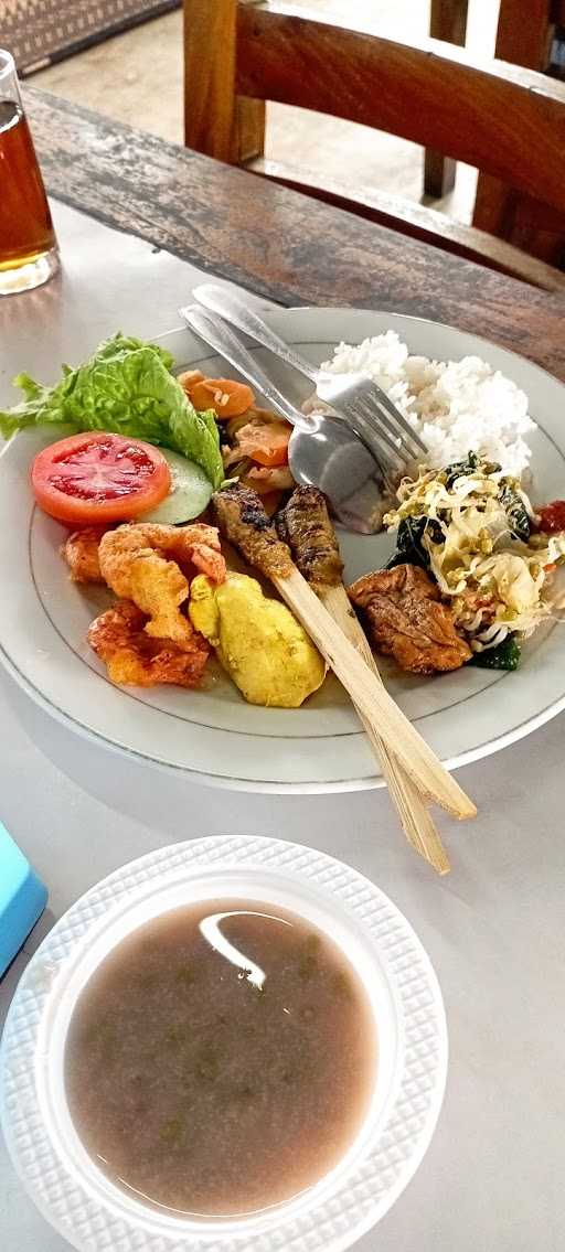 Warung Putri Lesehan Ikan Bakar 1