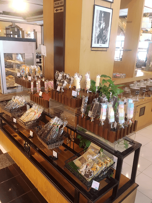 Bali Bakery Patisserie & Cafe - Kuta 9